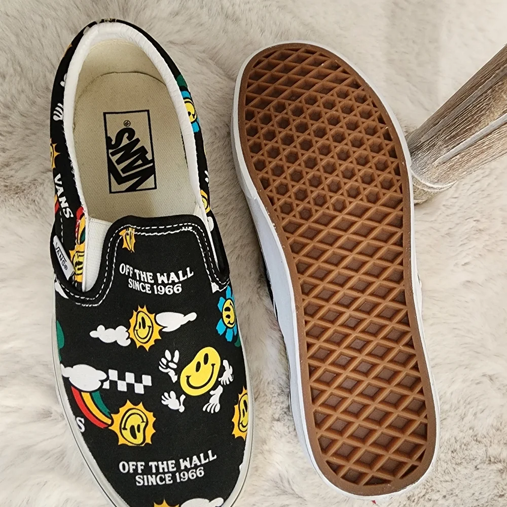 Vans Slip-On Shoes with Smiley Faces Graphics. Happy Vibes. Brand New. Size 7. - Picture 7 of 7